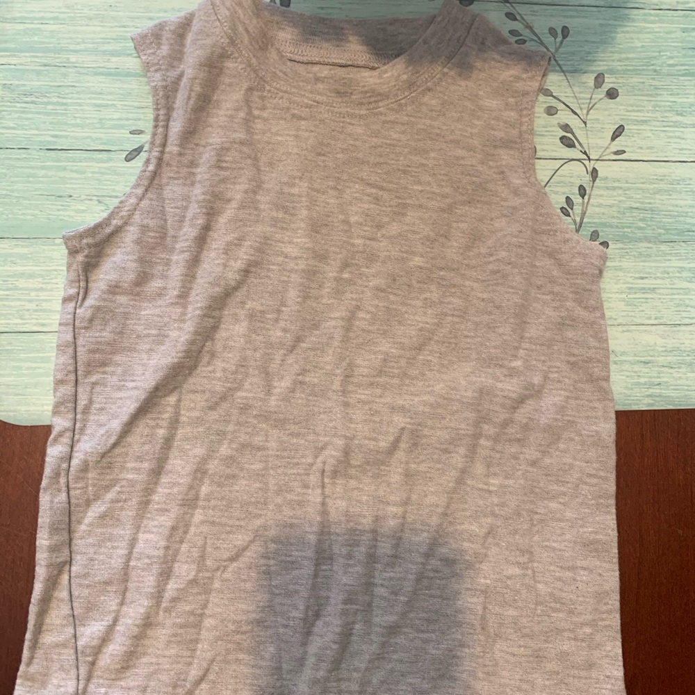 Lot of Three Short Sleeve Shirts Children’s Place, Kidgets, Old Navy sz 2&3 EUC - Picture 5 of 7